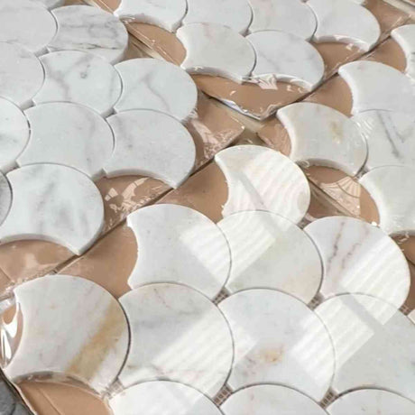 Calacatta Scallop Polished Marble Mosaic Tiles